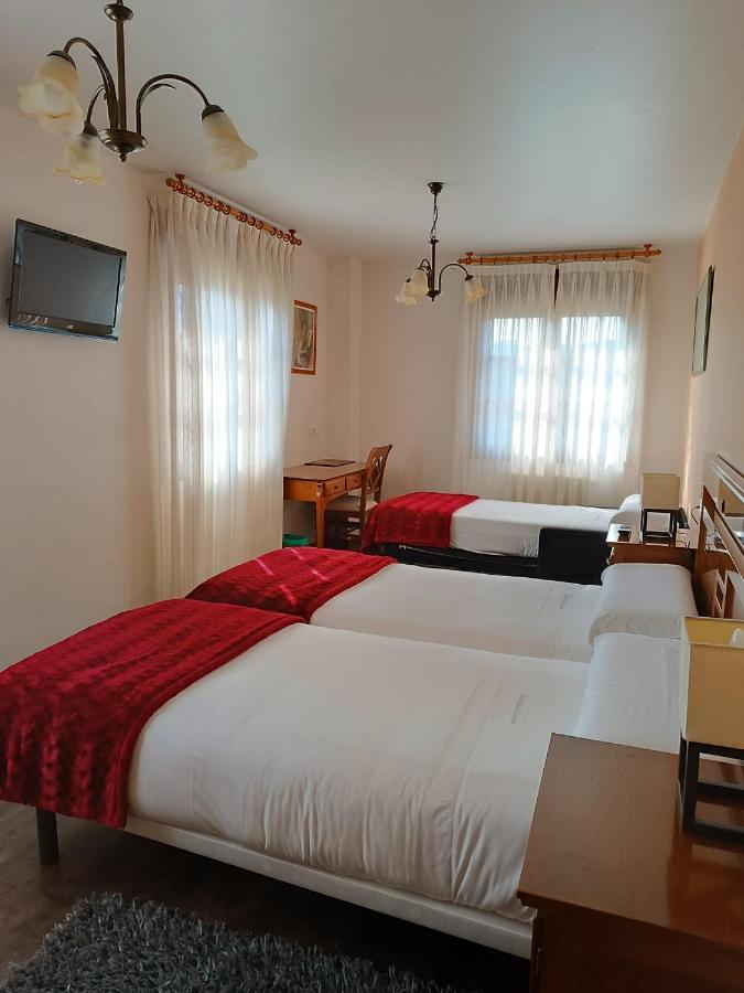 Hotel Rural Foncubierta Soto del Barco Kültér fotó